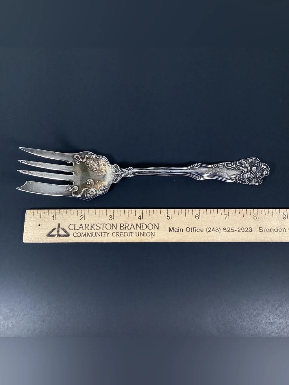 Vtg Wm Rogers Co Silverplate 8.5